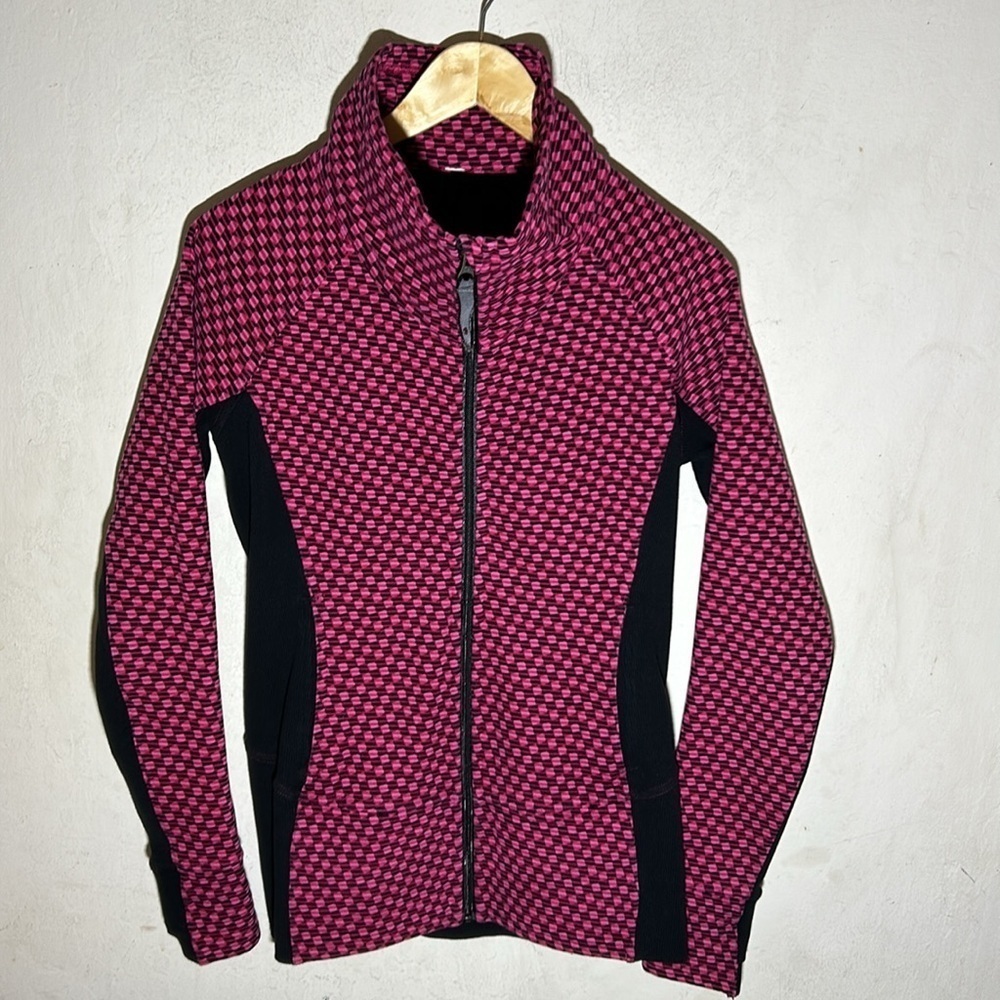 Lululemon Radiant Jacket Deep Dive Berry Rumble Black/Black Size 6